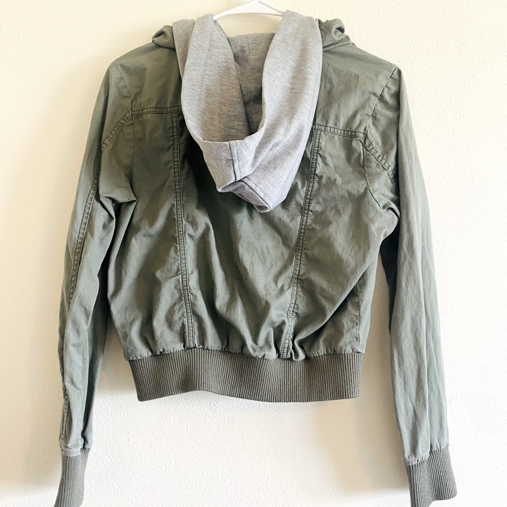 Full Tilt Light Jacket Cropped Double Zipper Green - Picture 3 of 4